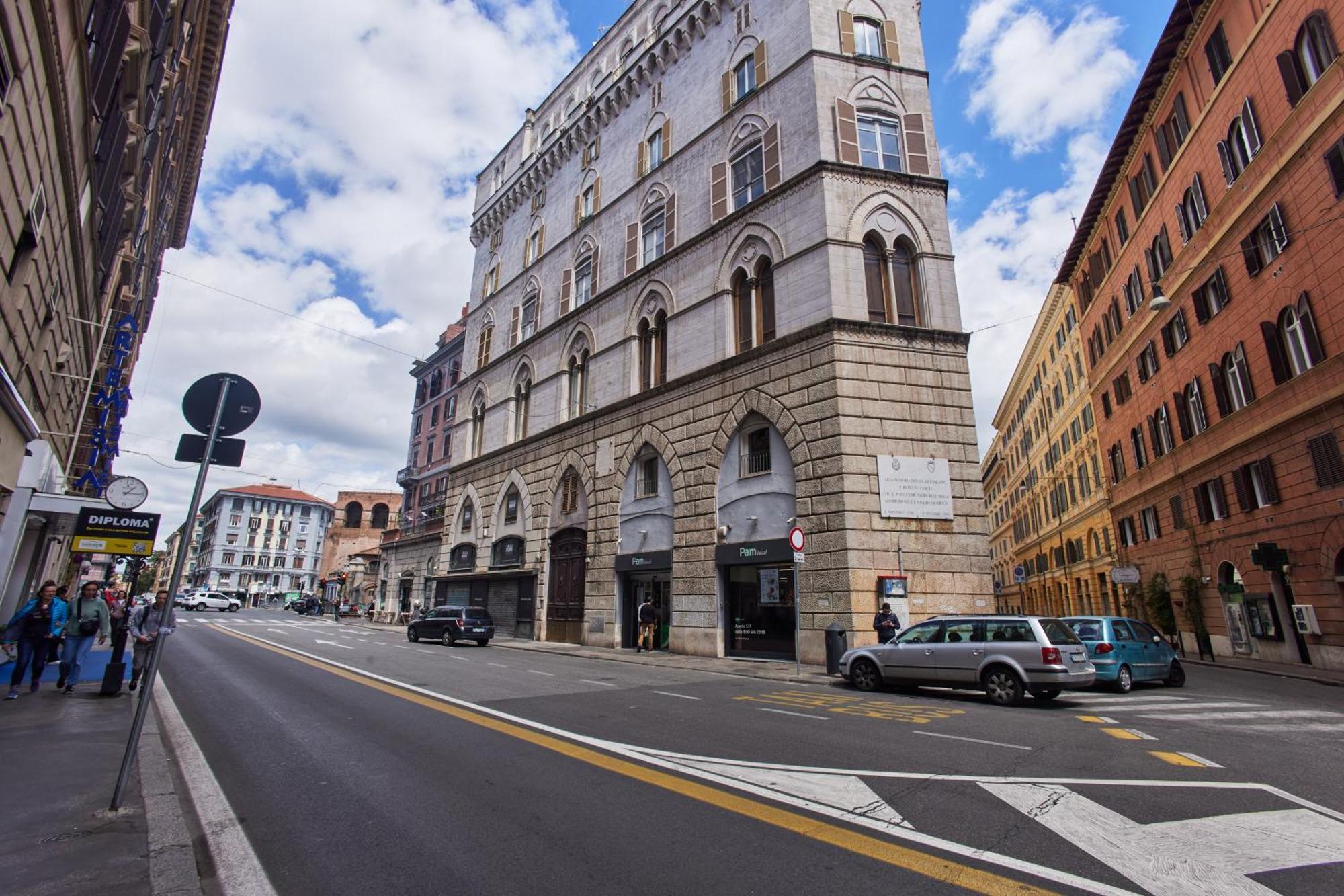 Gasthuis Napodano - *
